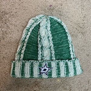 Super cute dallas stars beanie